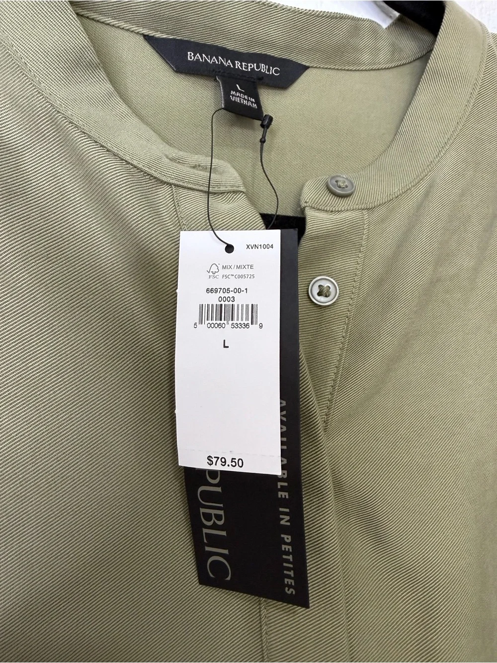 Banana Republic Men's Olive Green Long-Sleeve Henley Top